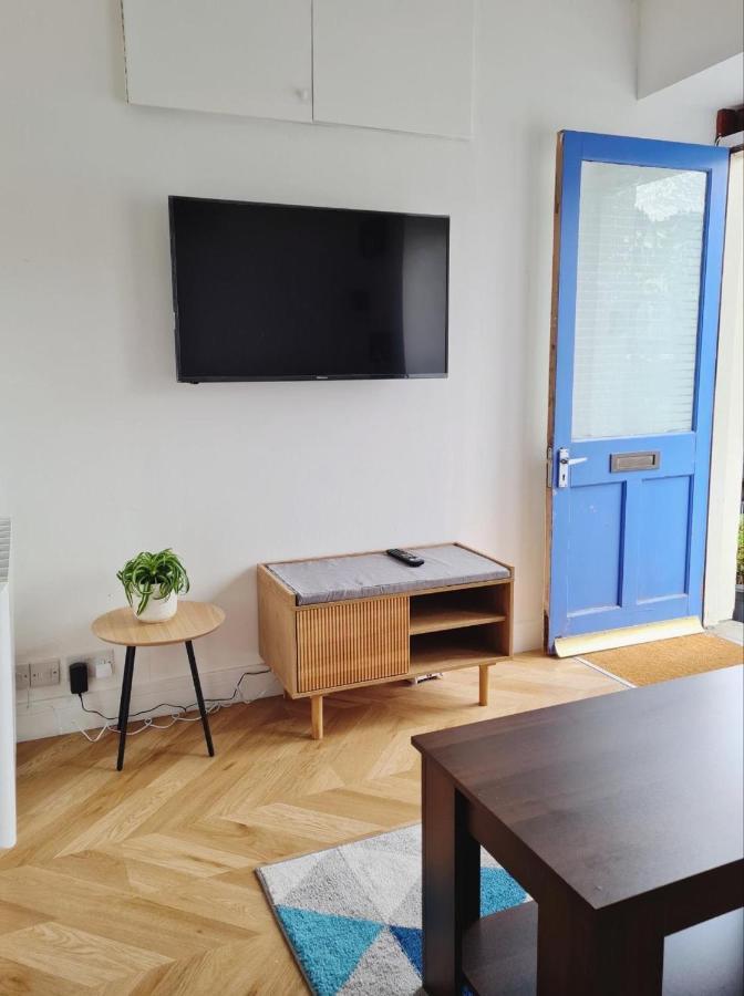 شقة تاربيرت  في Penlea 1-Bed Flat With Harbour View In Tarbert المظهر الخارجي الصورة